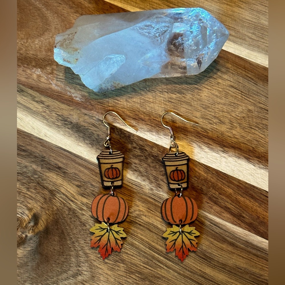 New Fall Pumpkin 🎃 Maple Leaf Coffee Latte wooden Earrings Vintage Retro